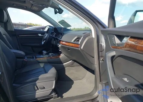 2020 Audi Q5 Premium 45 Tfsi Quattro S Tronic from USA, damaged, VIN WA1ANAFY9L2046728